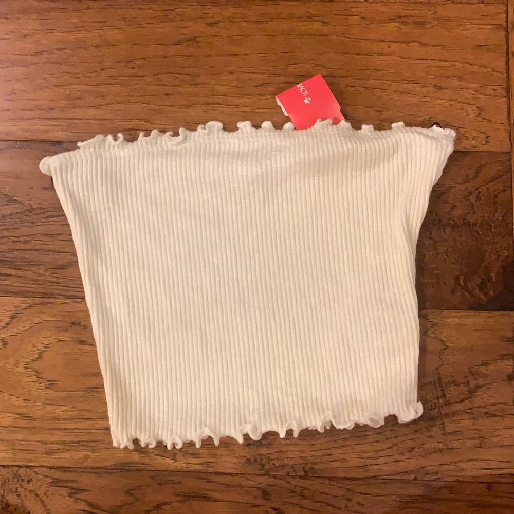 LOVE CULTURE crop top. TAG. NEVER WORN